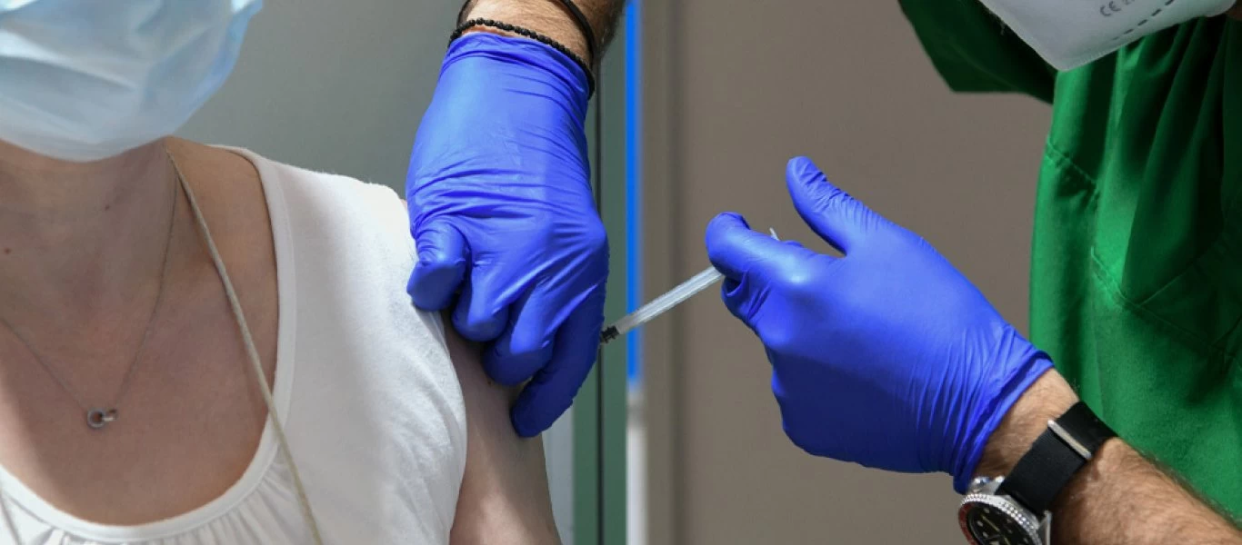 Γ.Μαγιορκίνης-Θ.Δημόπουλος: «Η αποτελεσματικότητα των εμβολίων και με τις 2 δόσεις για τη μετάλλαξη Δέλτα φτάνει το 79%»